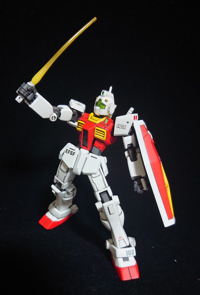 ビームサーベルは黄色で