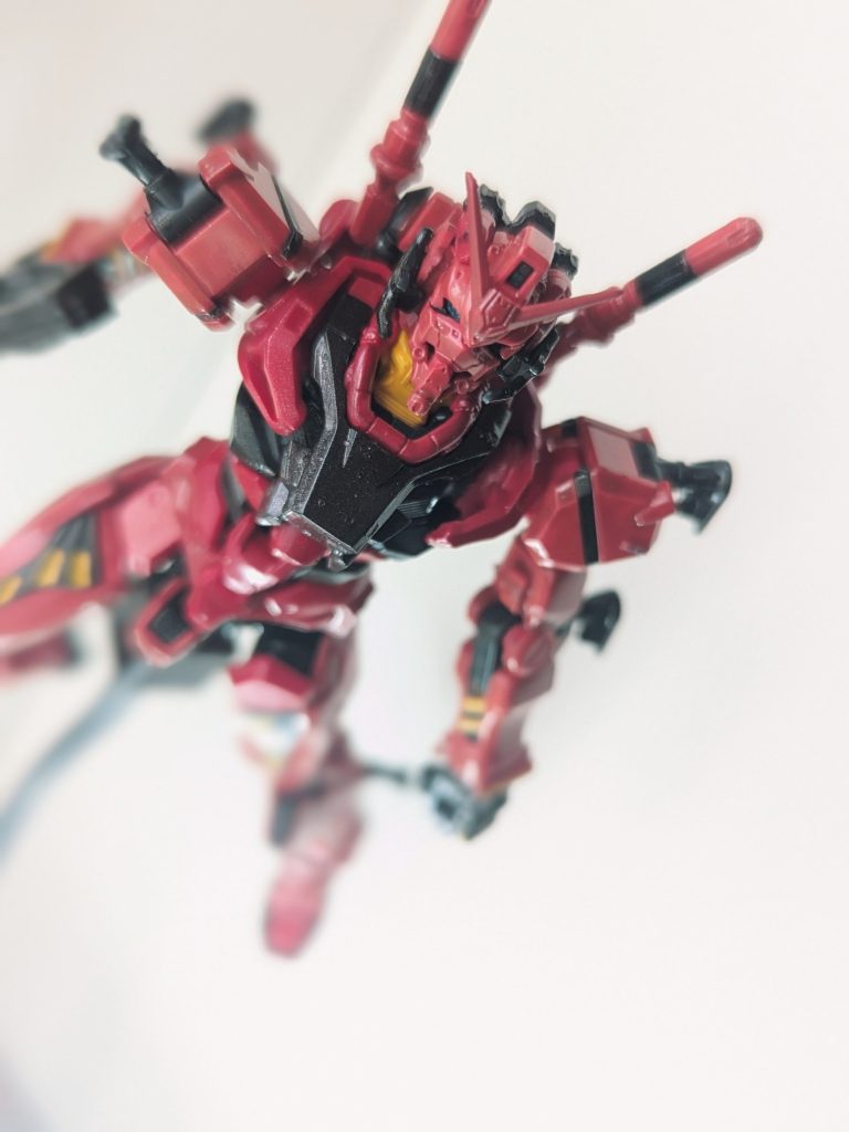 【HG】赤いガンダム–2枚目/制作者：あーやん
