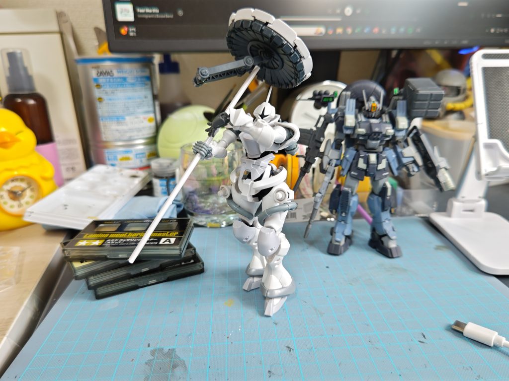 一応素組状態です。日傘イメージして遊んでました