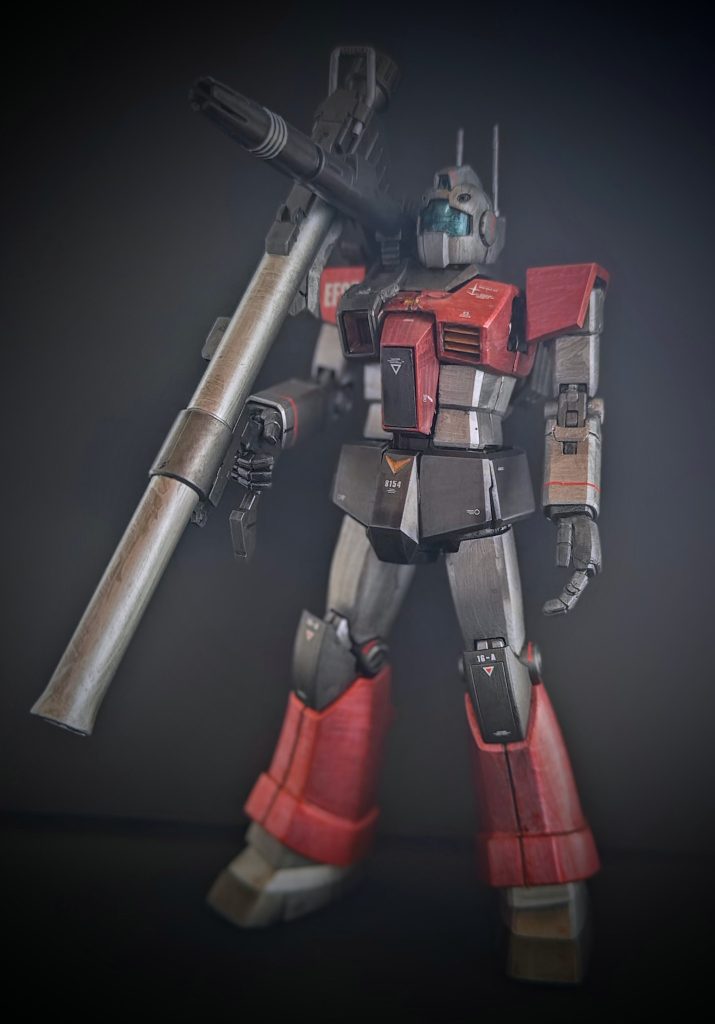 前面カット。GMのプラモデルの中でも屈指のイケメン具合(他のキット、そんなに作ってないですが、個人的な印象でww)、現代っぽさ当時っぽさを思わせるデカールもふんだんについていてとてもカッコイイキットだなと思っています。