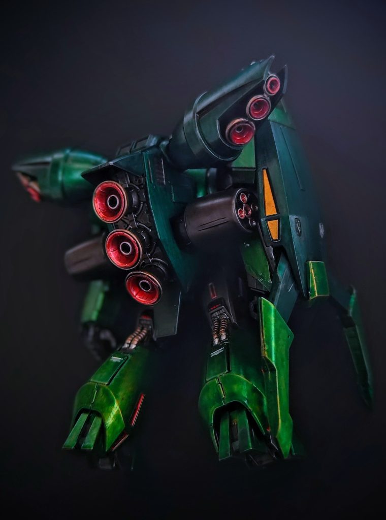 背面カット(別アングル)。