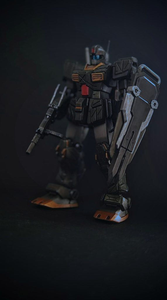 前面カット。重量感ある、むっちりとしたフォルムが個人的には好みでした。また、モールドの入り方もカッコよく、作ってみてからより気に入りました。