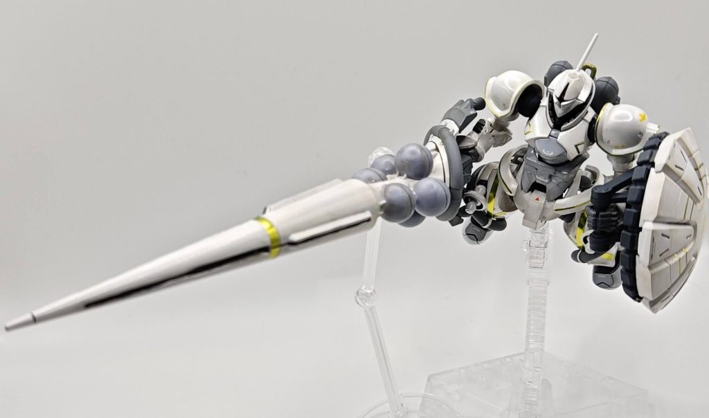 フライルー以来の飛行ポージング塗装での反省点がレールガンのロングスリットですね、ハンズオンで塗るとずれたとこが意外に気になりました。