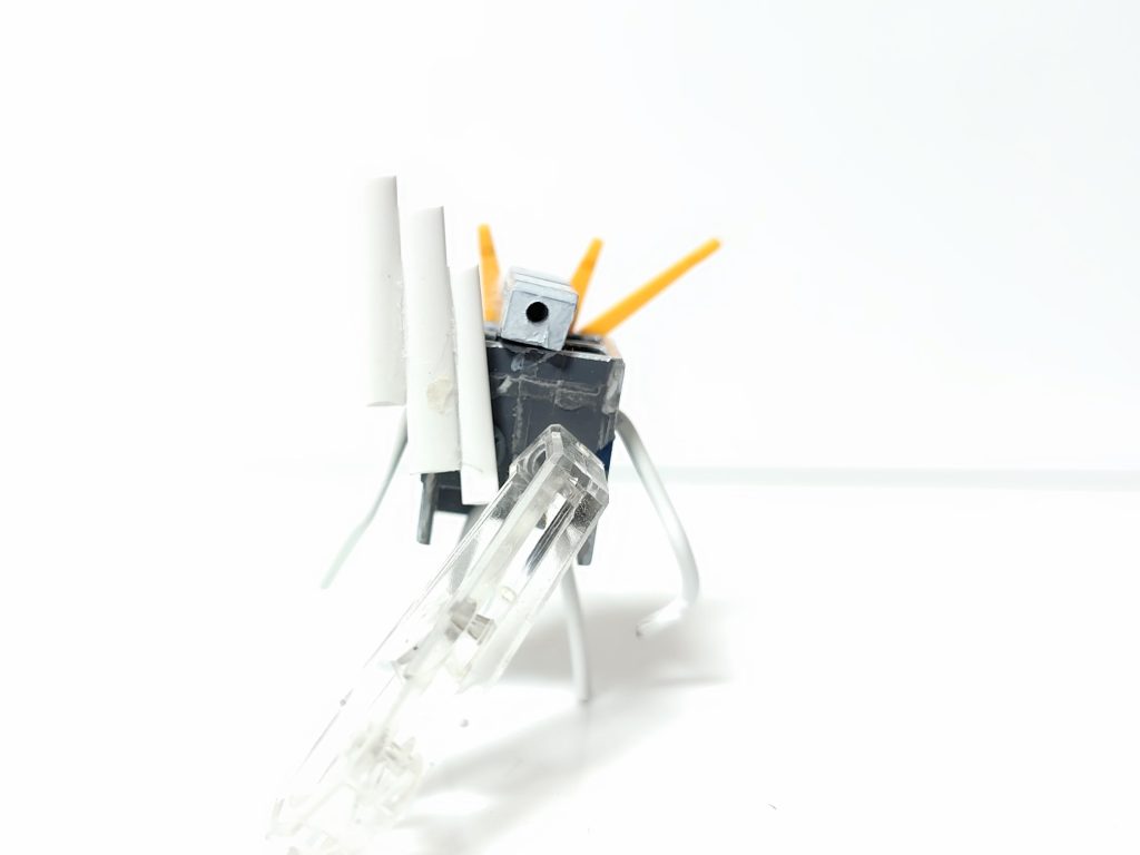 背中フィンファンネルは分裂もファンネルとしても使えない伊達装備です