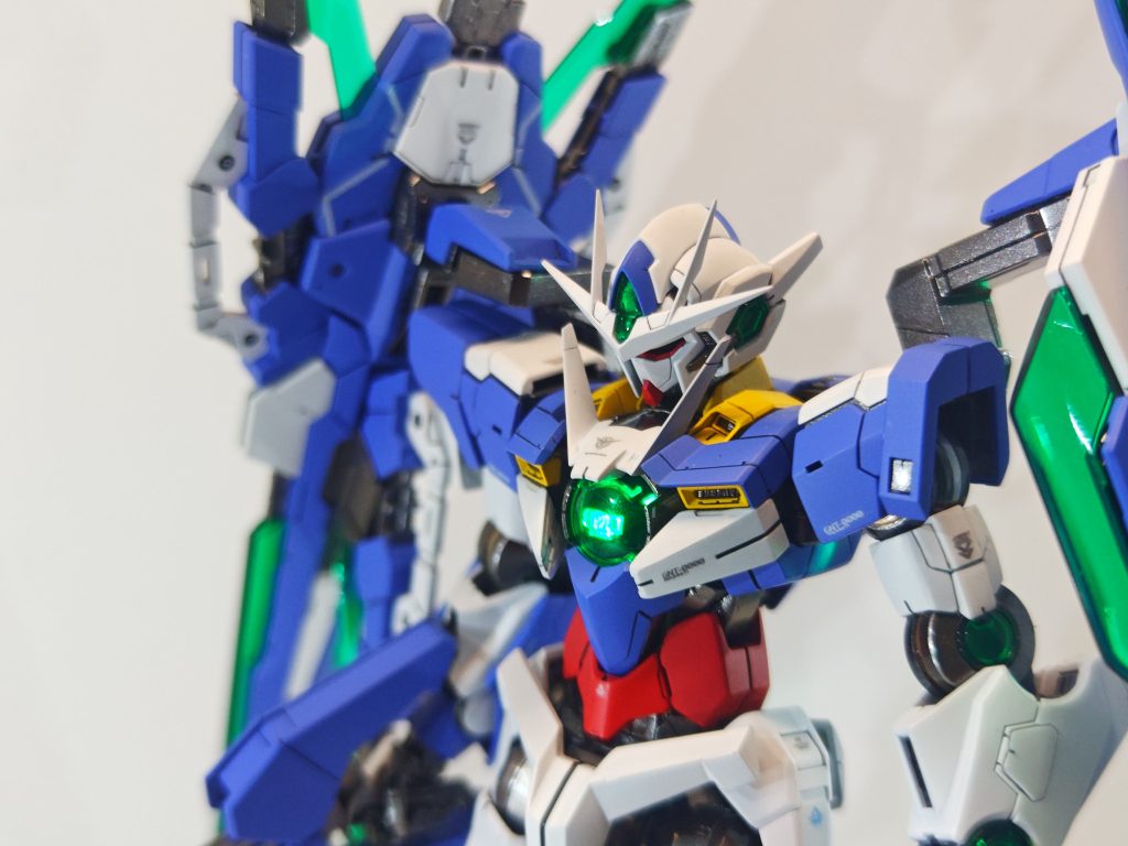初・MG全塗装 ガンダムダブルオークアンタフルセイバー