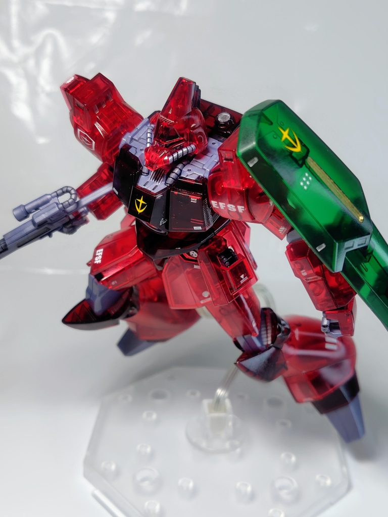 新しめのキットかつシンプルな機体なのでよく動きます。