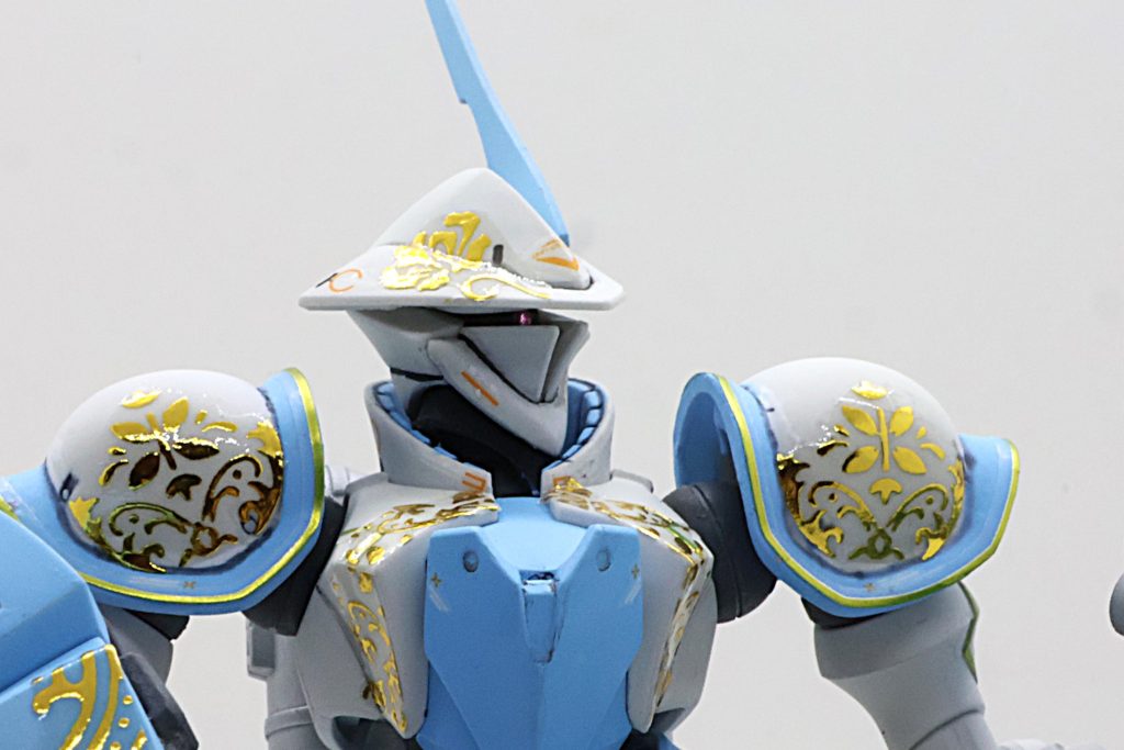 頭部にオルトリンデのパーツを追加して騎士感をUP