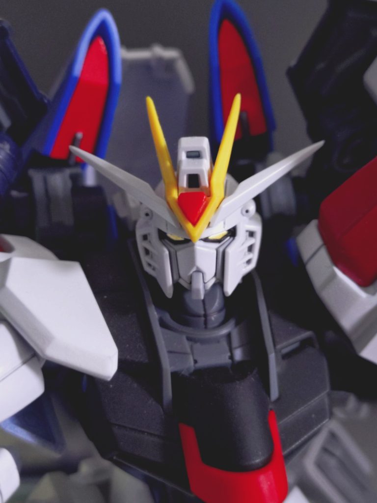 純だと顎斜め下のグレーのとこが少し腫れぼったく感じたので、ほんの少し削ったらスマートな顔つきになったのが個人的に満足ポイント。