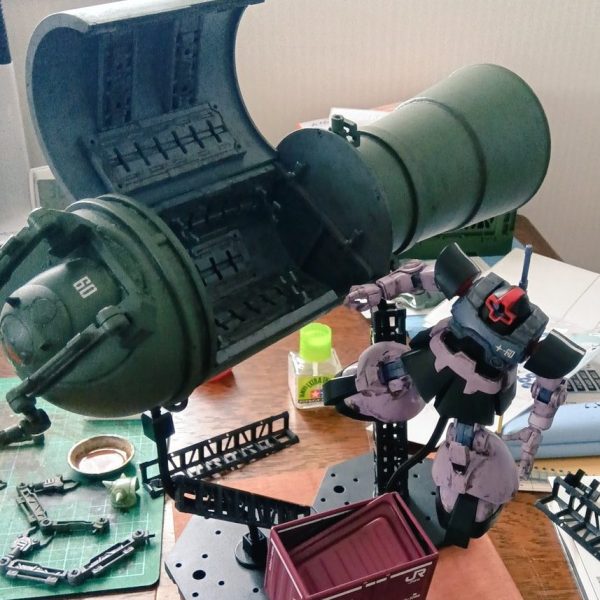 補給艇とリック・ドム。宇宙空間の表現方法が分からぬ。（1枚目）