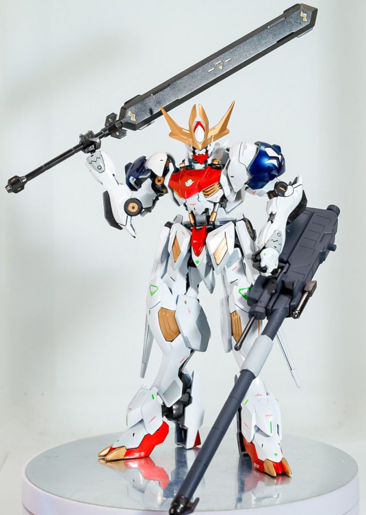 さて正解は『頭部ブレードアンテナ』でした。そうです。素体はあのキットですね！