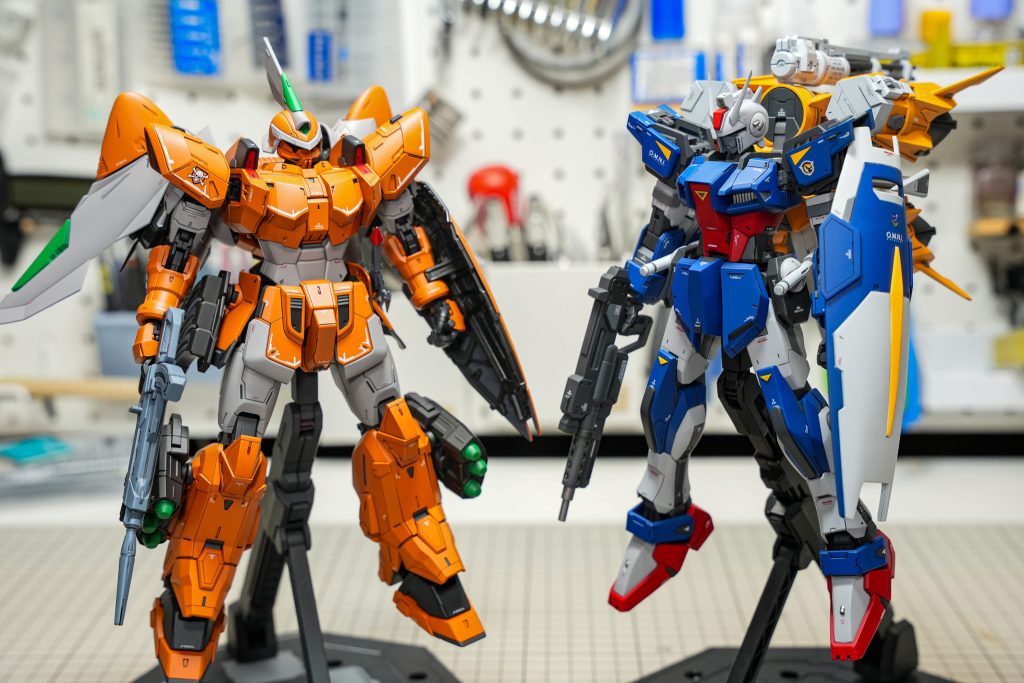 過去制作した1/100ガンバレルダガーと一緒に終わらない明日へOPで戦闘していた2体を並べることができました。