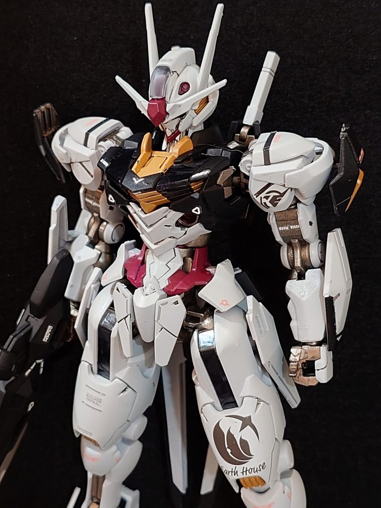 太腿は意外と角張っててゴツくみえたので、少し削って丸くしました。また製作中撮るのわすれた。。