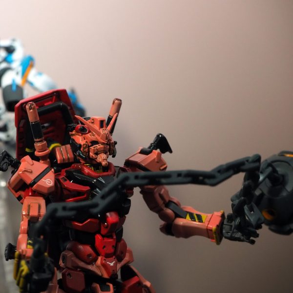 HG赤いガンダム