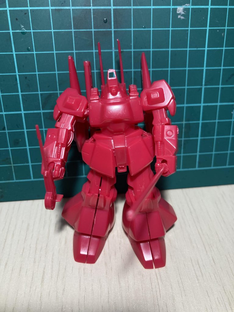 まずは素組を見て頂きたいです。単色!