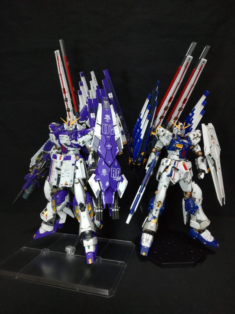 最後は二体のνガンダムで撮影。ノープランで手に入れたHWS装甲(胸部とフロントアーマーだけ)でしたが上手く纏まったかと😁(自画自賛)。後は、ナガモノスキースキーも併発しているので、ハイパーメガバズーカランチャー⁉️最後まで見て頂きありがとうございました。