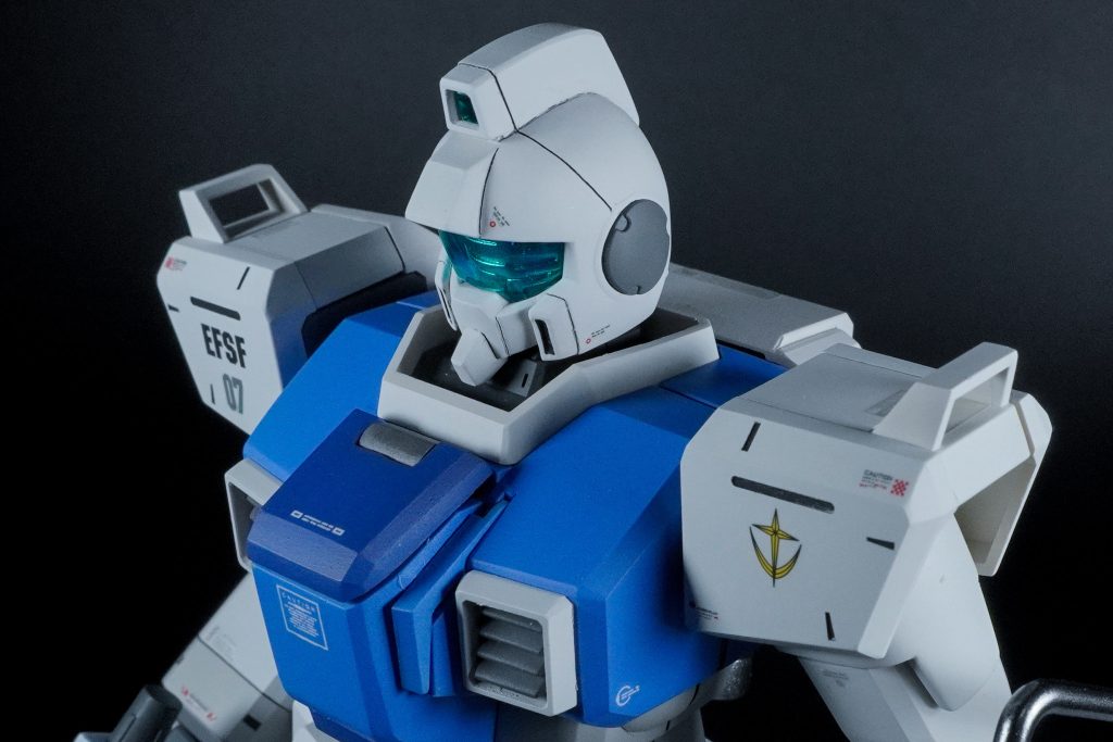 艶消しトップコート最中ににわか雨が降り一部のパーツが盛大に被ってしまったのですが、クリアを吹き直す事である程度修繕しました。