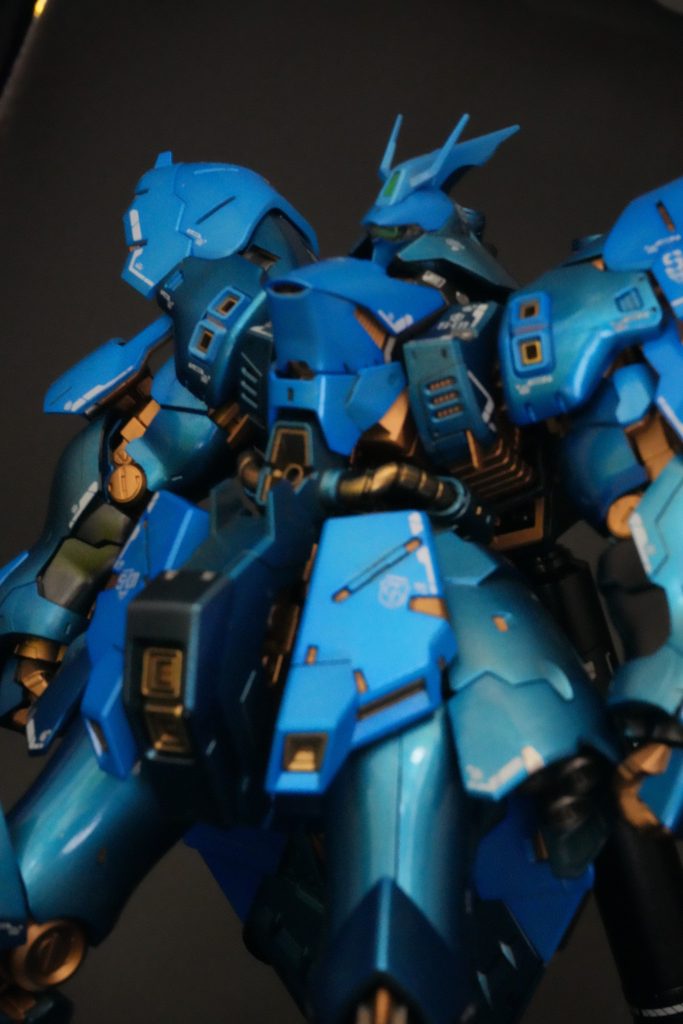 サザビー–2枚目/制作者：CLEAN