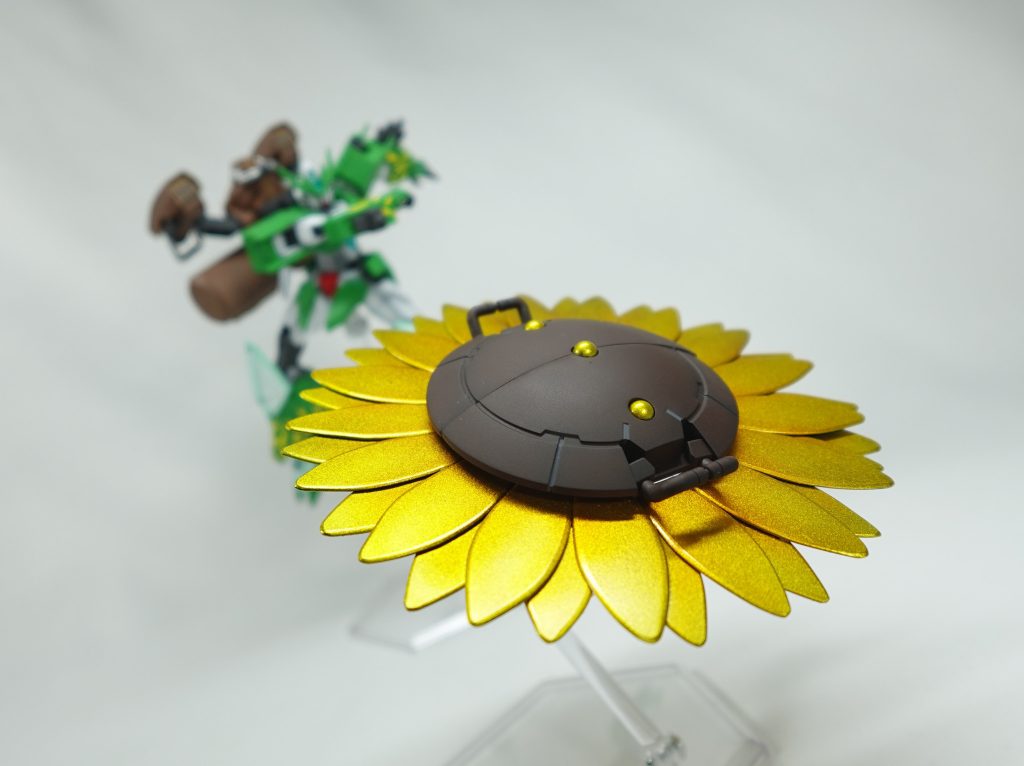 某ヒーローみたいにシールドを投げて攻撃！