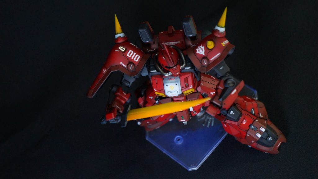 ヒートサーベルが見えにくかったので、上からのショットです。