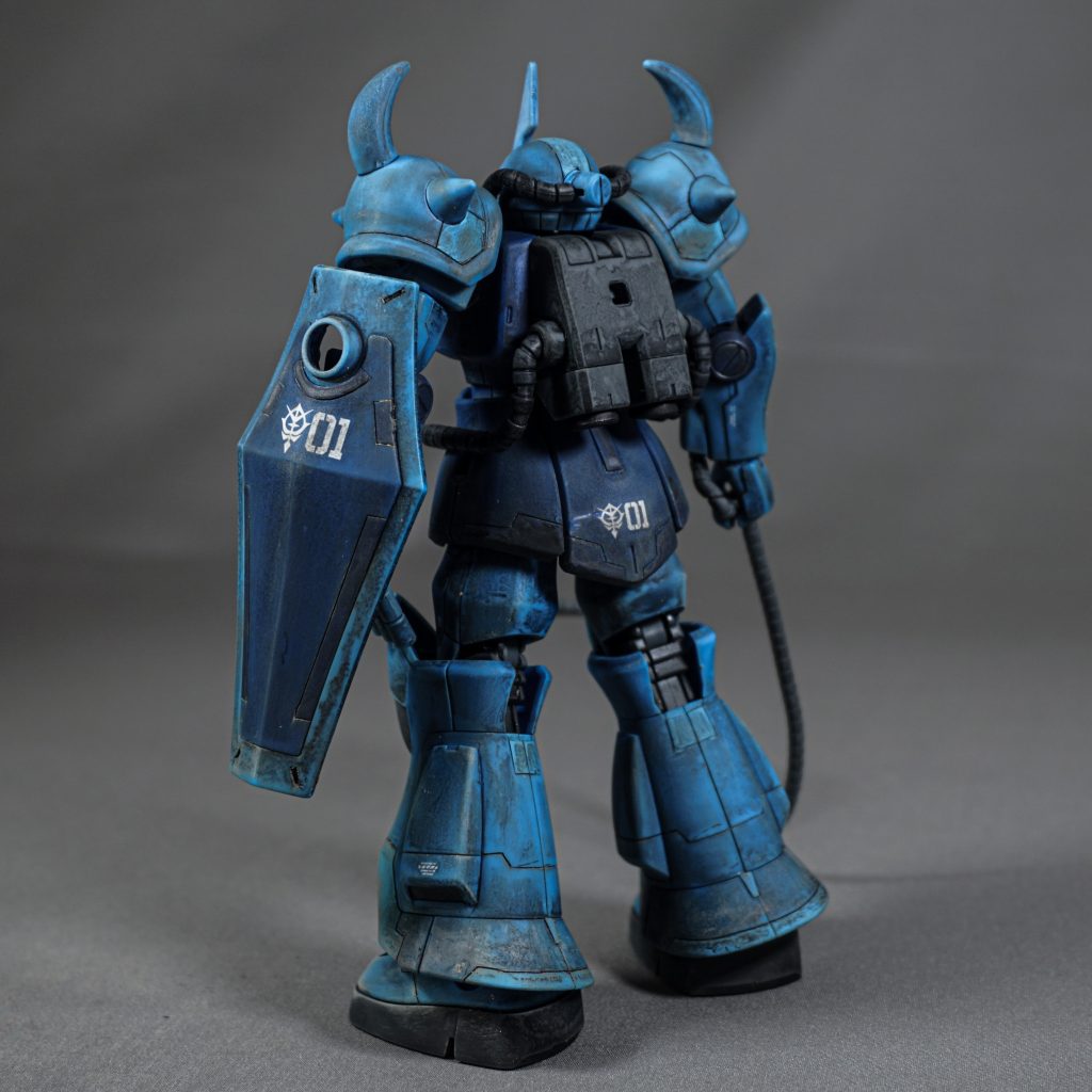 MS-07B グフ–3枚目/制作者：しるばにあ