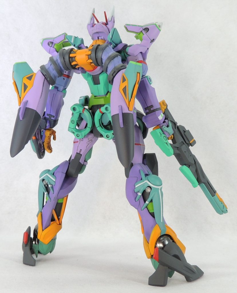 ■カラーリングについて(その2)7　頭部・肩等ホワイト→MSホワイト8　オレンジ部分→黄橙色(オレンジイエロー)9　首回り・腰部・脚側面等→ストーングリーン10　肩関節・上半身側面等→ウォーカーグリーン11　各部ライン→エヴァ・グリーン12　肩・股間・脚部内部→ルマングリーン13　脚スラスター・内腿等→薄松葉色 