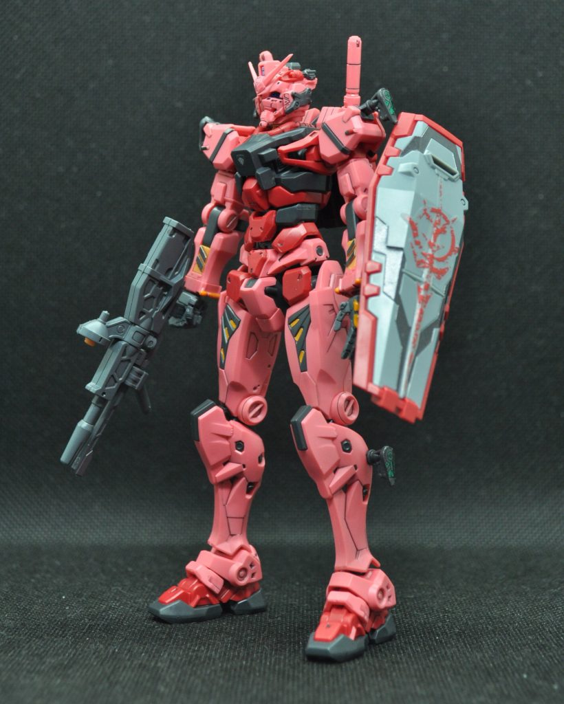 HG　赤いガンダム–3枚目/制作者：さむ。