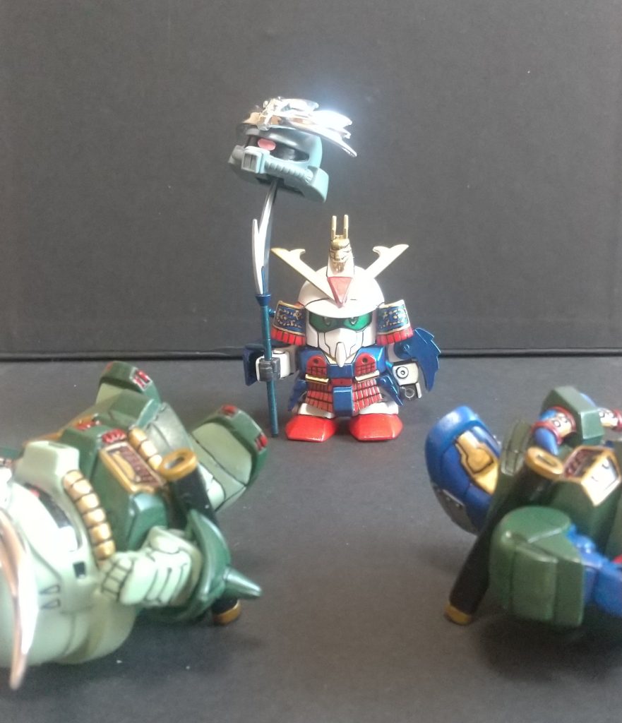 新「」クシザシッZ「うーんやはりシメはスイカバーに限るな!Zなだけに」古今「って割らんのか〜い」ドテーン新「うえ〜んもうスイカ割りはこりごりだよ〜!」 おしまい