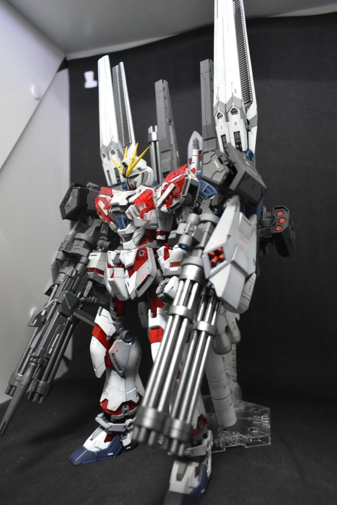 後ろも一応ユニコーンみたいに大型燃料タンクを追加、サイズは一回り小さいけど。ハイパービームジャベリンも作りたかったですが、いい案を思いつきませんでした。