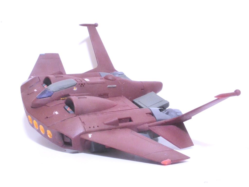 ドダイ本体ノーズを逆スラントさせて古さと新しさを表現したのがお気に入りポイント。翼端灯、編隊灯、エアインテークの三角コーションが細かいこだわりですｗ