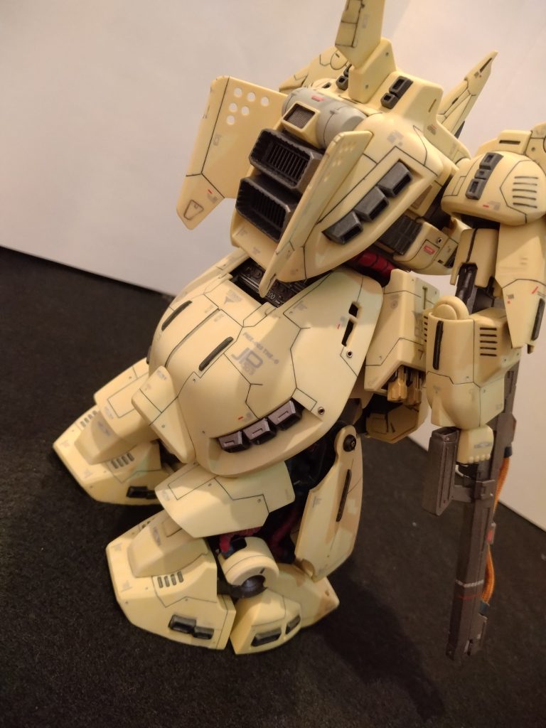 やっぱりお尻のエンジン見えないよね😭