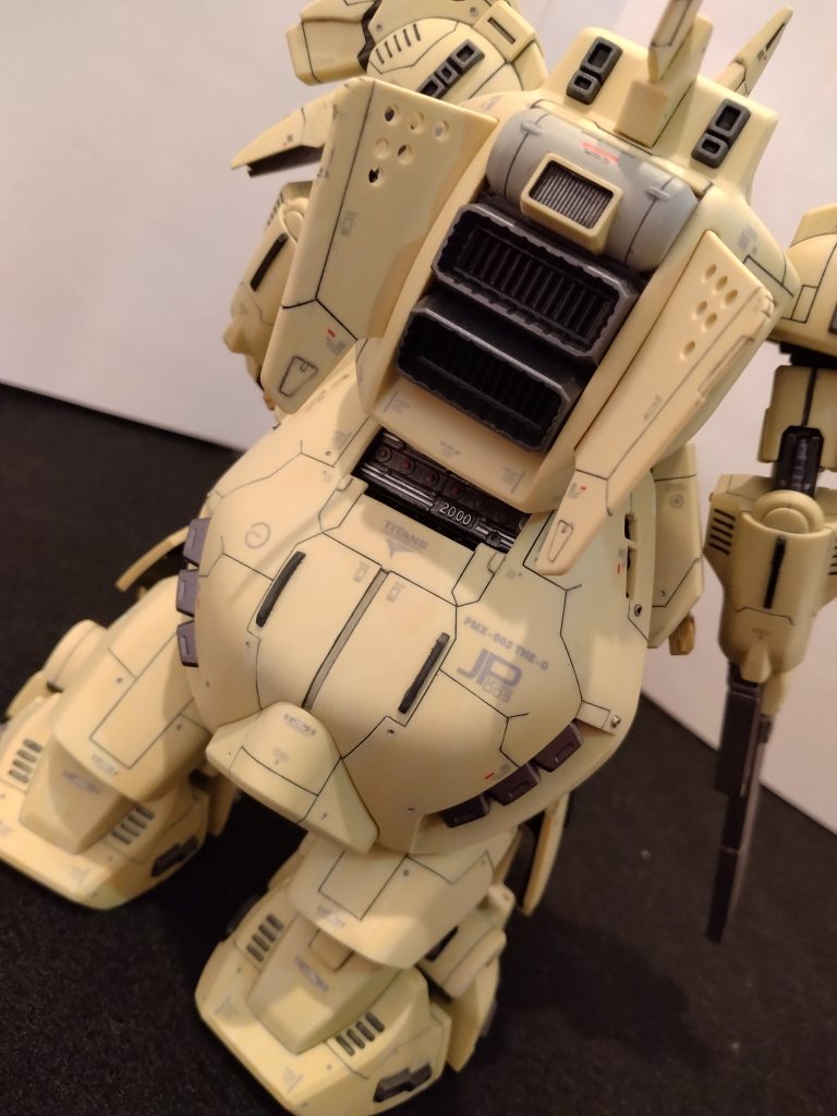 今回のメインディッシュ?お尻にハコスカGTRのエンジンを搭載しました(笑)スケール感違いますが御愛嬌ということで😅