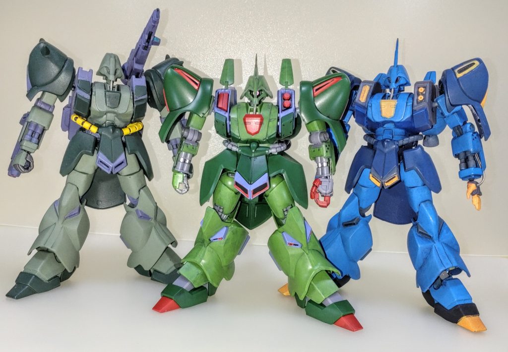 以前載せた旧キット改造のガルスJ・ガルスKとのスリーショット。