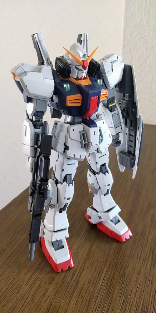 けっこうガンプラうまく作れるようになってきた気がしています…そろそろ初心者脱却できるだろうか…ご覧いただきありがとうございました