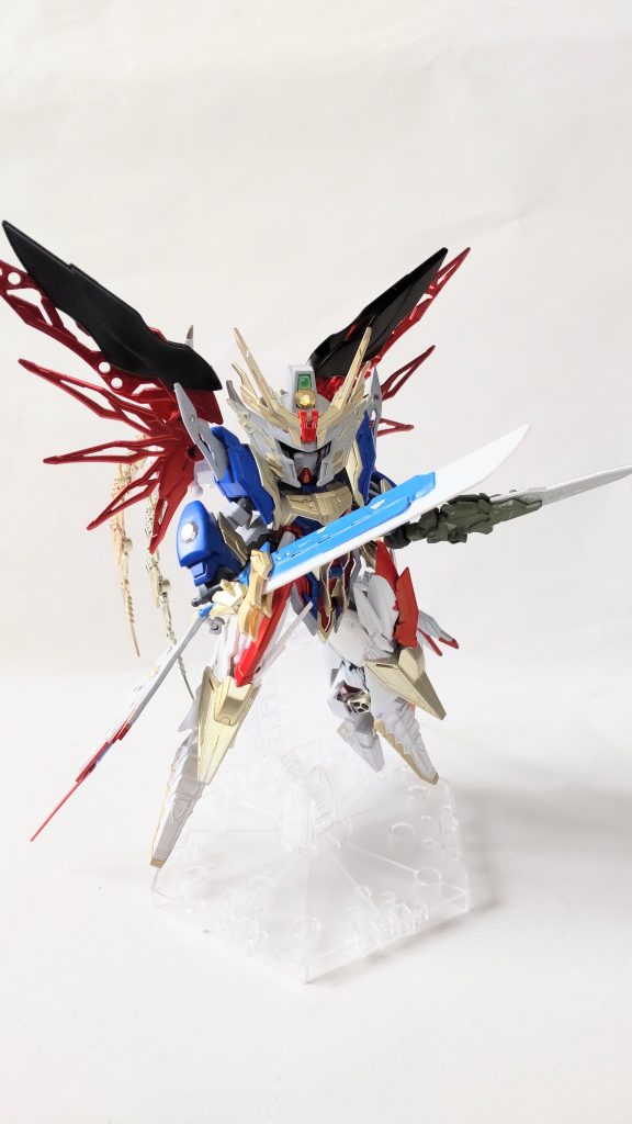 槍の柄を短い状態で持たせた、なんちゃって二刀流。