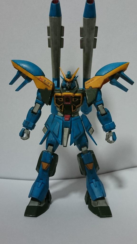 手持ち武器外して正面