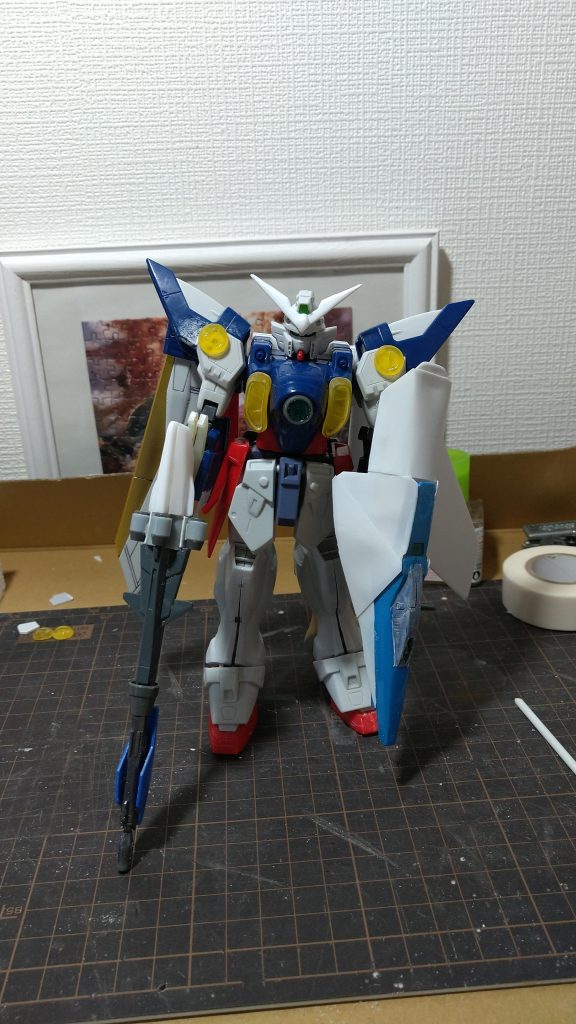 仮組み様々な材料を使い、ここまで修理しました!これにてズタボロウイングガンダム修理完了です!ありがとうございました♪