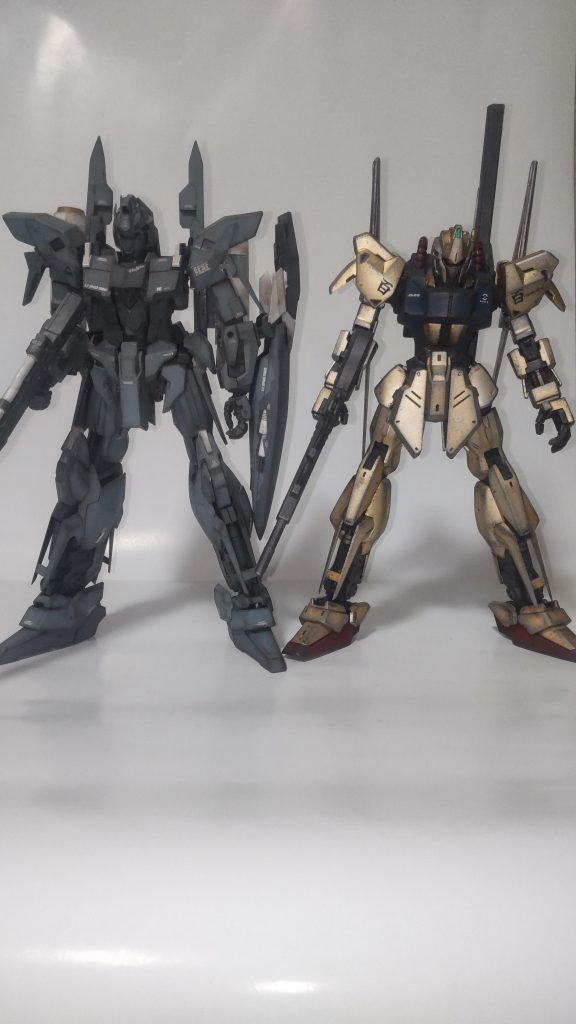 以前こしらえたデルタプラスと並べてみやした。うん…風味は似てる…ロビンマスクとケビンマスクみたいな感じの風味になってる…たぶん系譜ってのはそんなもん、知らんけど。