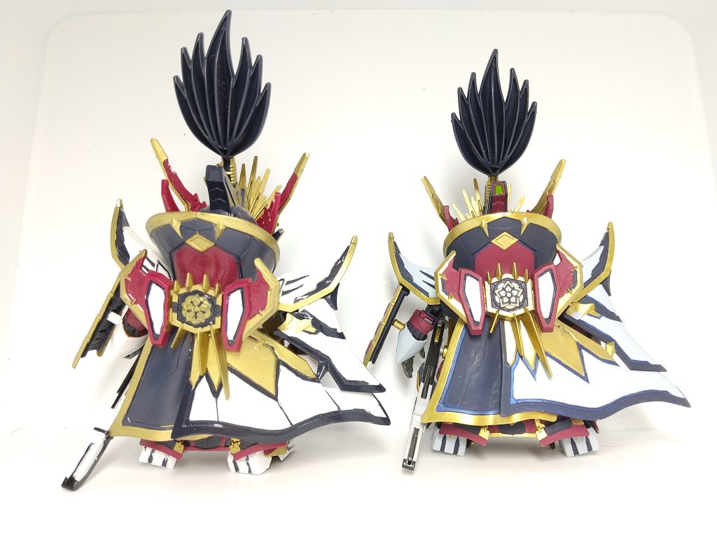 一度、発売当初の頃に作っていますが、改めて作りたくなったので……よく見るとラインのヨレヨレが違ったり……使用する塗料が違ったりはするけど、筆塗りが上達したかも……?なんて思ったり