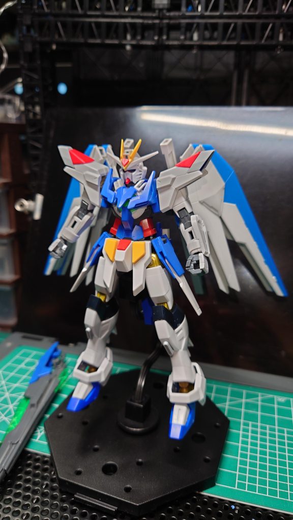 塗る前でもカラーリングは割と纏まってた感