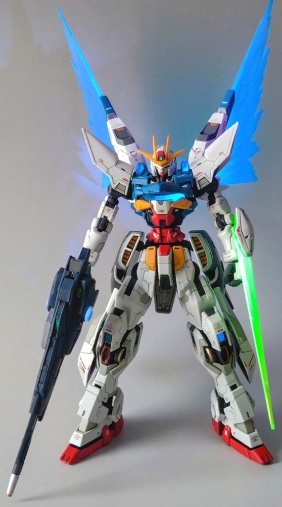 ミノフスキードライブ展開(ブラックライト)