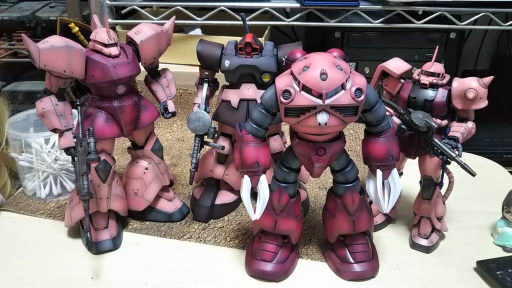 シャア専用機まあまあ揃いぶみでする💦