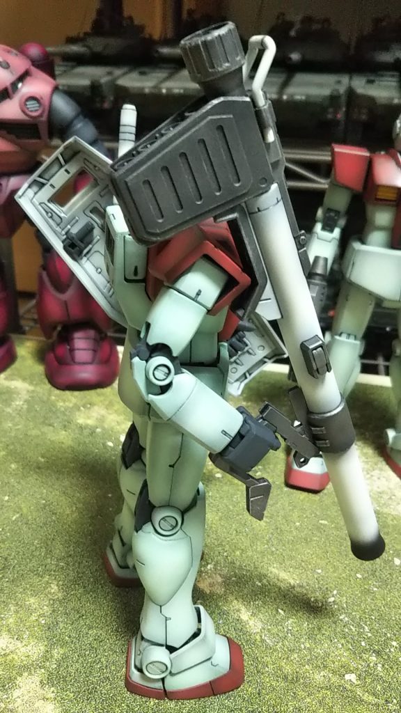 横　顔が見えない💦