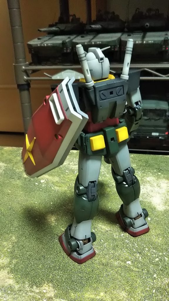 盾はGアーマーのものを重ねてます