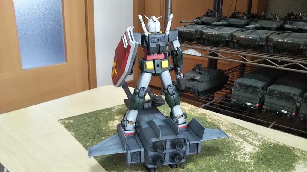 ガンダム乗っけたうしろ～💦