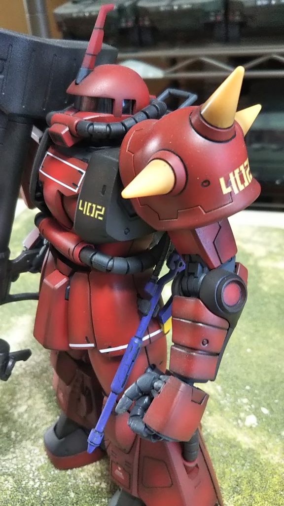 スパイクがでかいですな、特大ハンドパーツの経緯が謎です