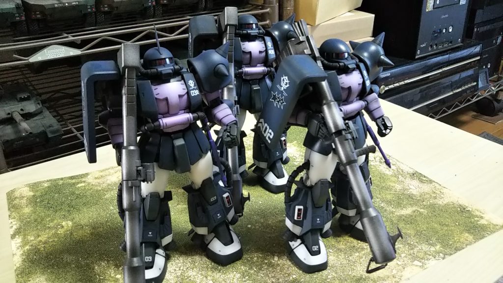 ガイヤ機だけつのついてます💦