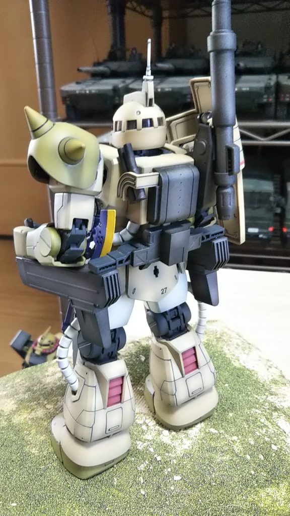 背中とバックパック兼ねてキャノン