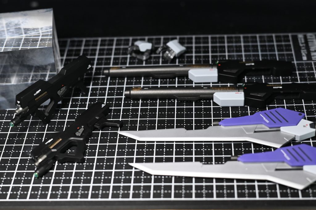 全てではありませんが、武装類。ライフルに使っているアルマイトブラックはお気に入りです。