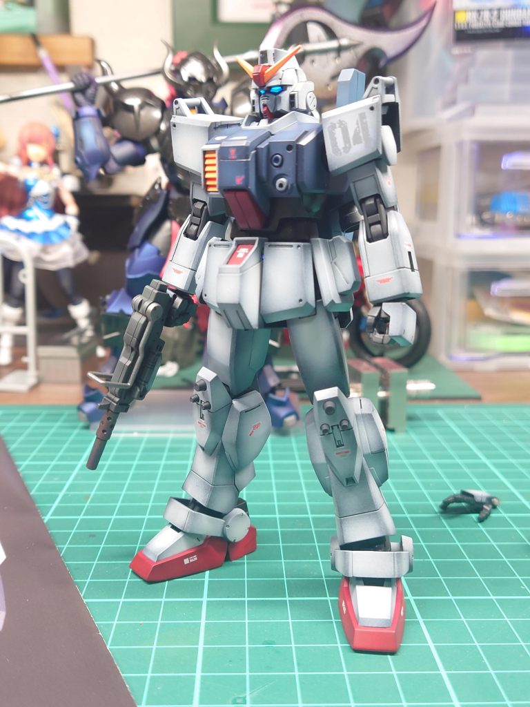 胸は4色使ってグラデーションしています