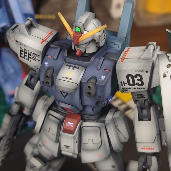 HGブルーディスティニー3号機　ちょっとアレンジ